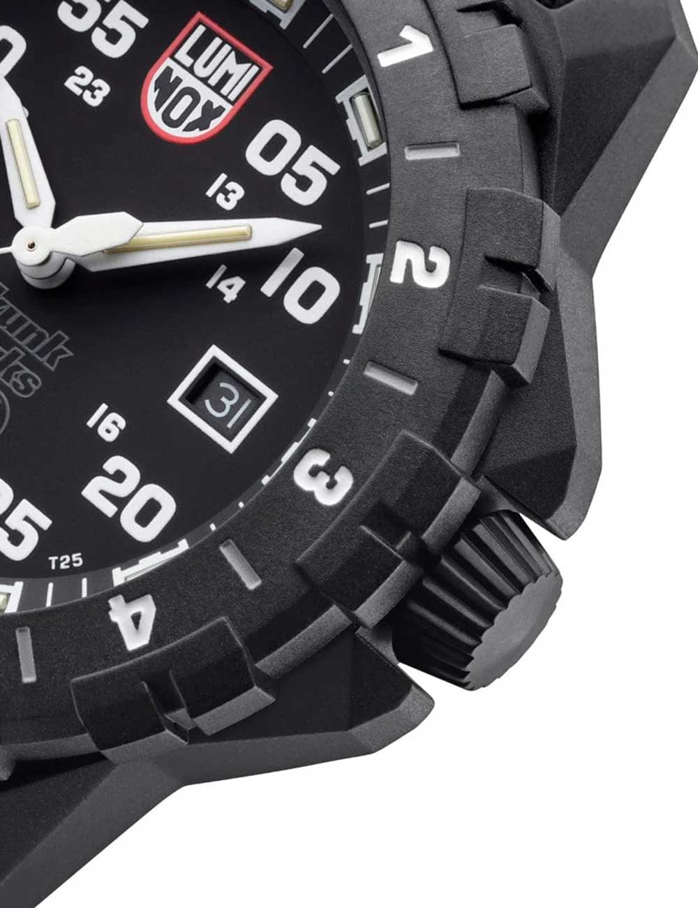 Luminox XA.6442.H.SET F117 Nighthawk Skunk Works