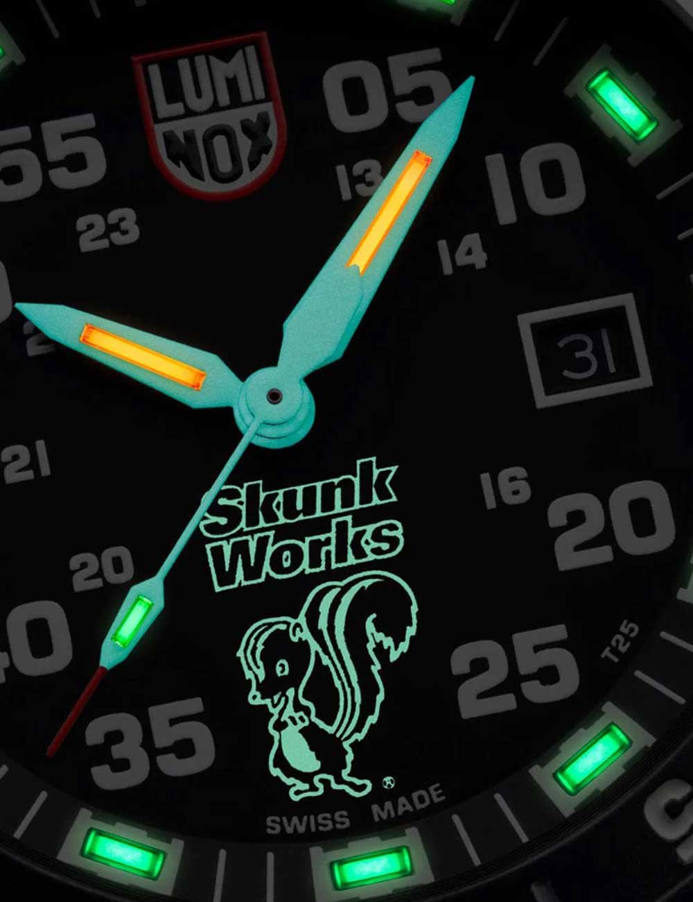 Luminox XA.6442.H.SET F117 Nighthawk Skunk Works