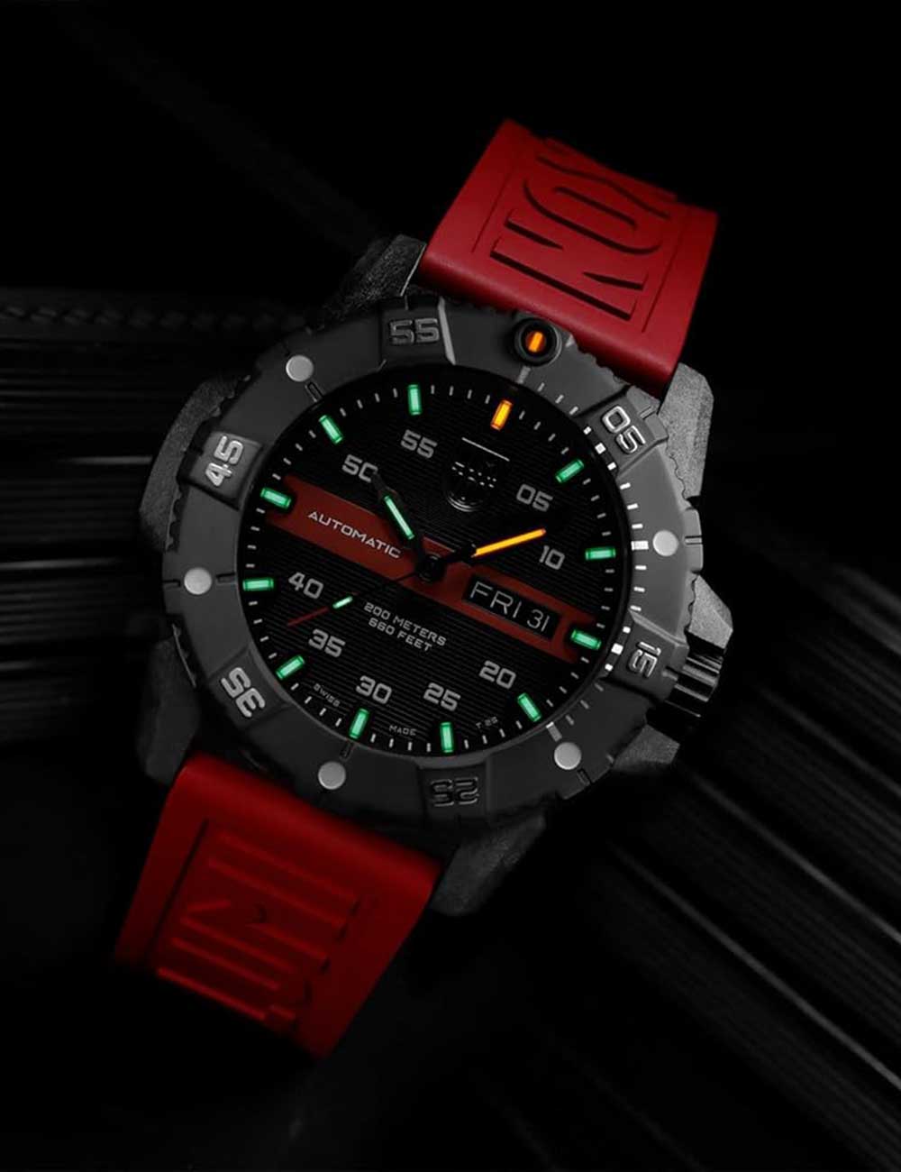 Luminox XS.3876.RB Master Carbon Seal